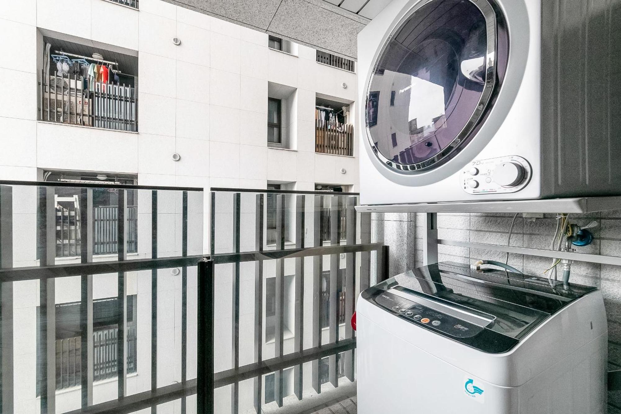 High Floor New Bldg 4B2Bldk Ximending, Stunning Views • 高層新樓 4房2衛 西門町 美景 Apartment Taipei Exterior photo